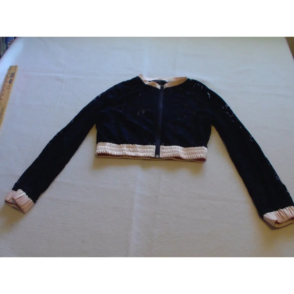 ChicMe Black Floral Cropped  Blackpink Lace CorsetCrop Top Womens  Trim M Zip Up